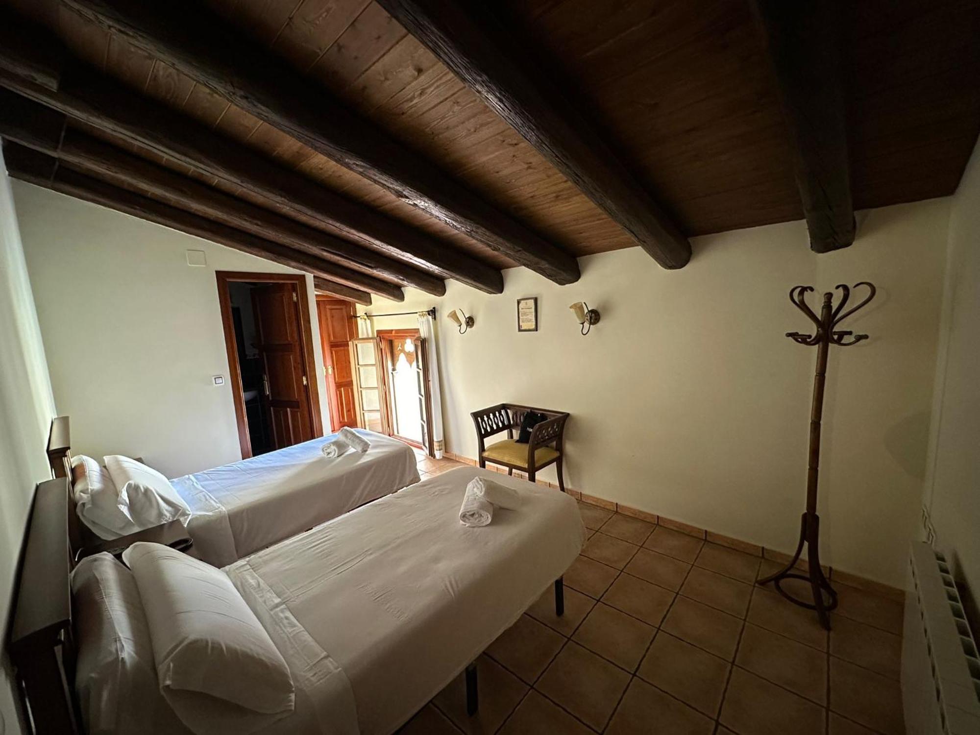Hotel De La Villa ルビエロス・デ・モラ エクステリア 写真